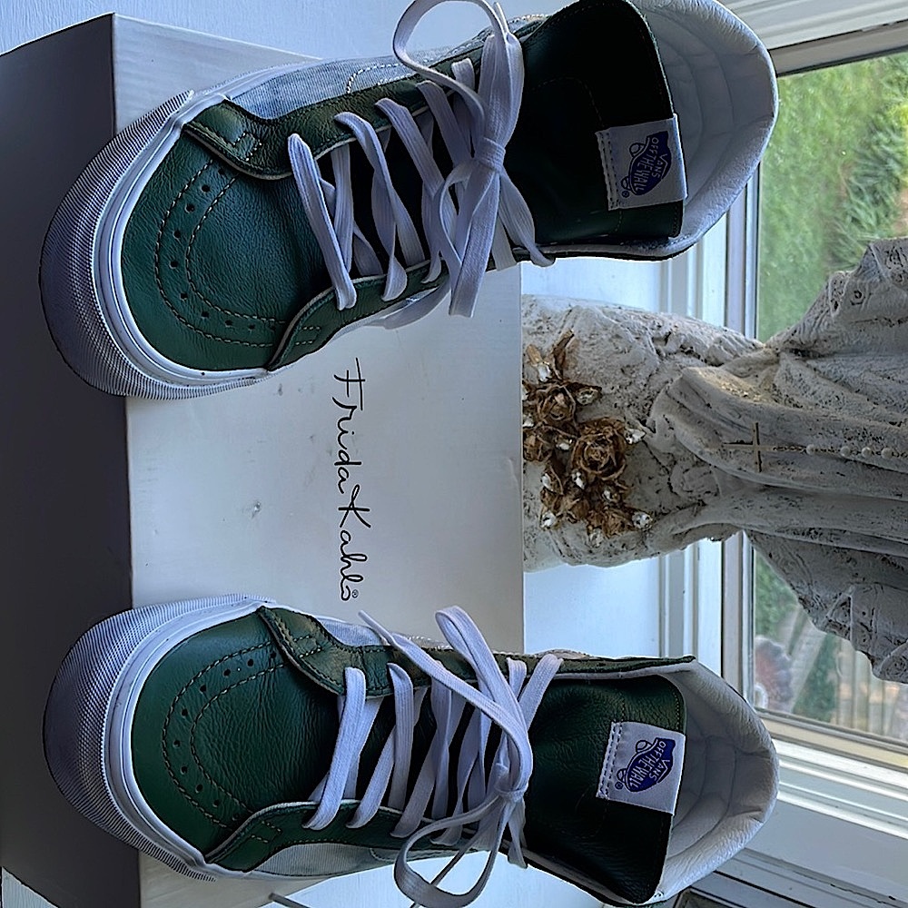 Vans Frida Kahlo x OG SK8 Hi LX ‘Las Dos Fridas’ sneakers, men’s size 11
